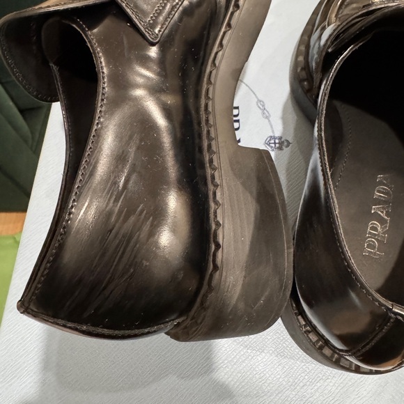 Prada Brushed Chunky Triangle Logo Loafers
 Calzature Donna Spazzolato - Picture 7 of 8